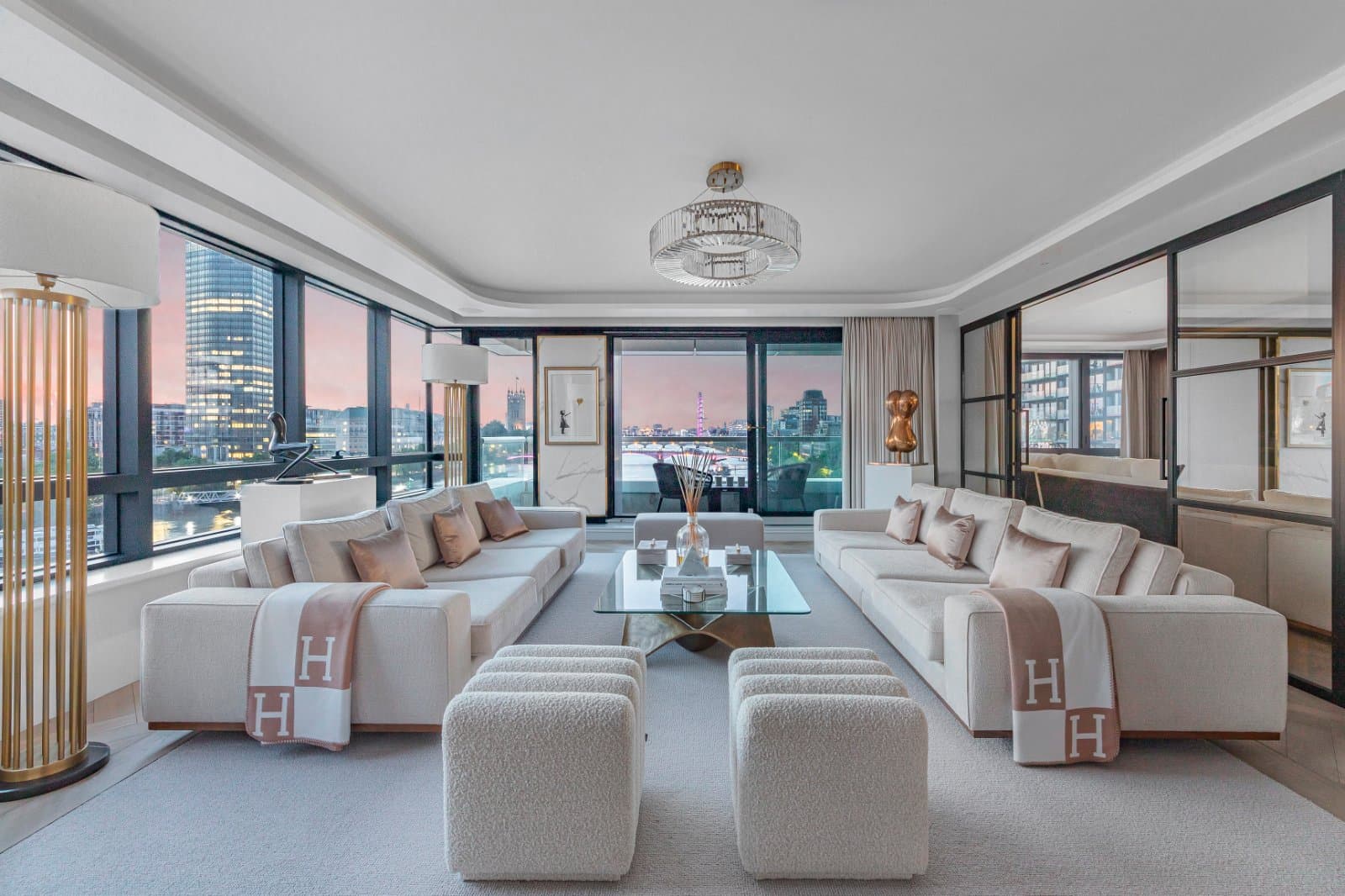 Peninsula Heights, Albert Embankment, London - Dusk Lounge